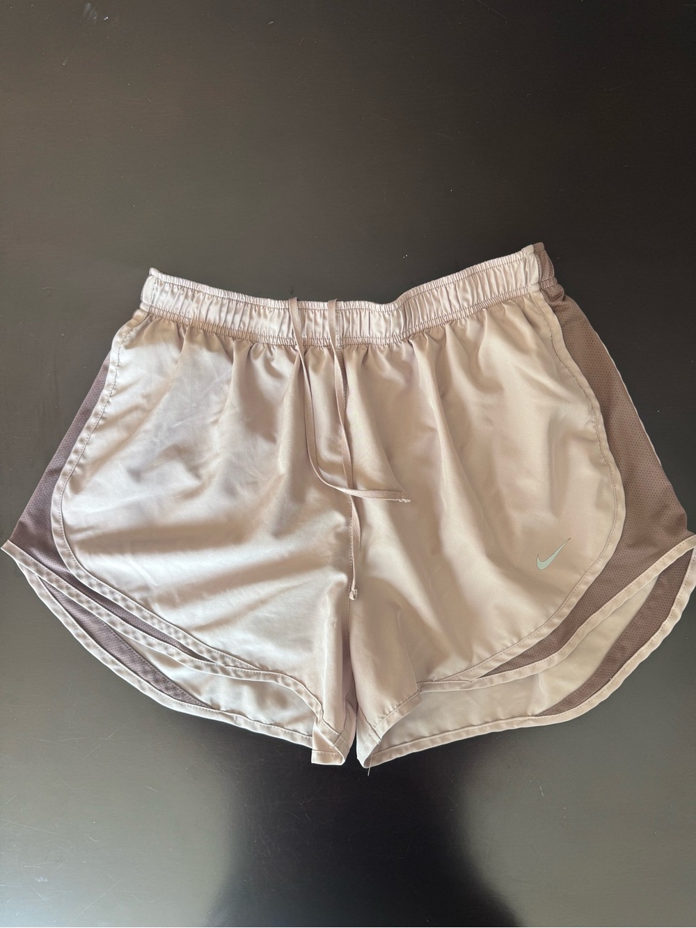 Nike Women's Dri-FIT Tempo Running Shorts (XL)